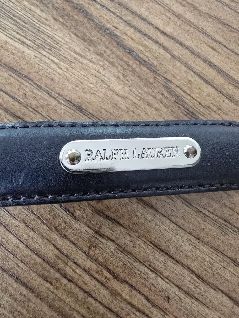Ralph Lauren Italian Leather Women's Slim Navy Belt with Silver Hardware - Picture 3 of 11